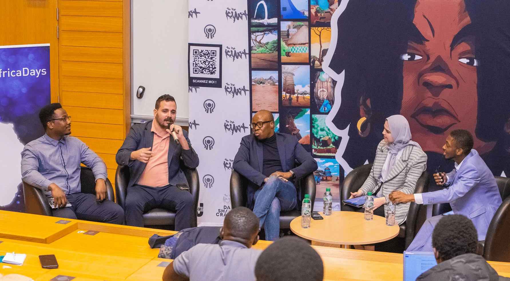 Debate opens up to the floor © Tidiane Traore for the Magic System Foundation