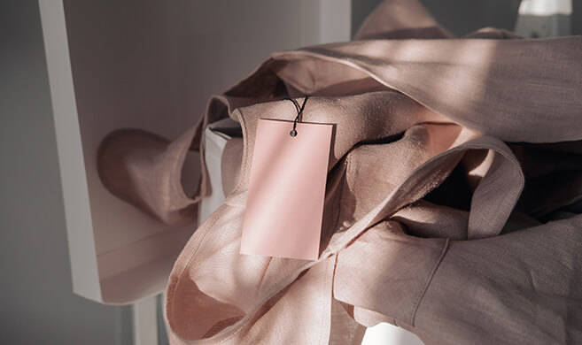 Pink linen dress - Iuliia on Adobe Stock